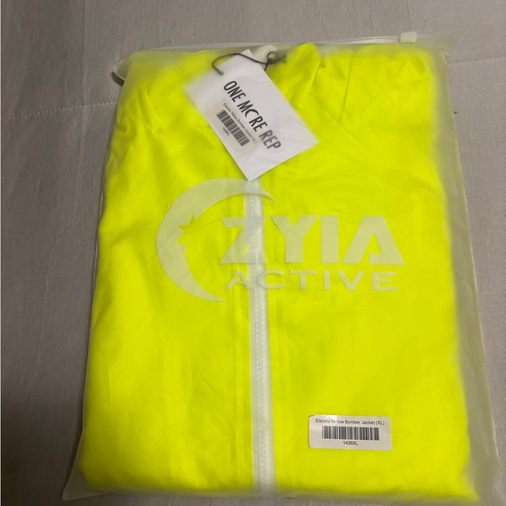 Zyia Active Women's Bright Yellow Ski Jacket